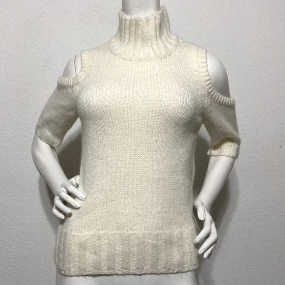 Express NEW Turtleneck Cold Shoulder Sleeve Wool Blend Sweater Cream Size Medium - Picture 1 of 9